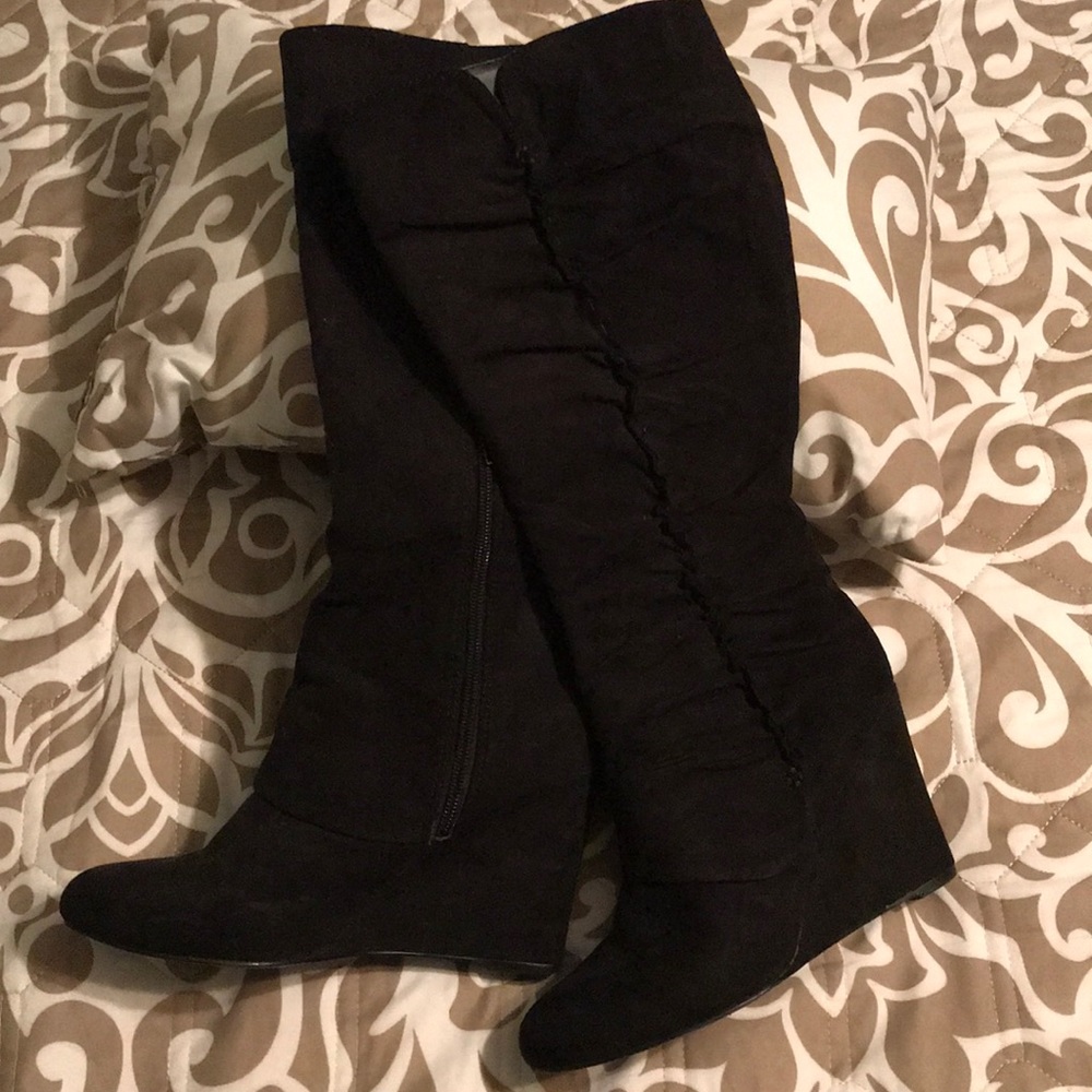 Mia Amore Women's Adyson Black Wedge Boot